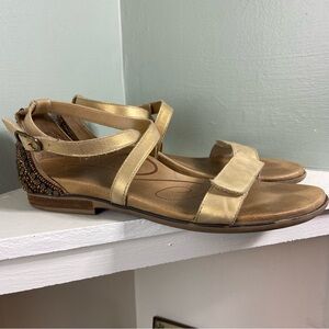 Aetrex Brenda Beaded Bronze Gold Bronze Leather Sandals Size 11 Flat Flats